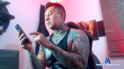 gavinnudist cam4 bicurious performer from United Kingdom of Great Britain & Northern Ireland  