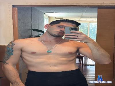 guapotravieso19 cam4 gay performer from Kingdom of Spain  