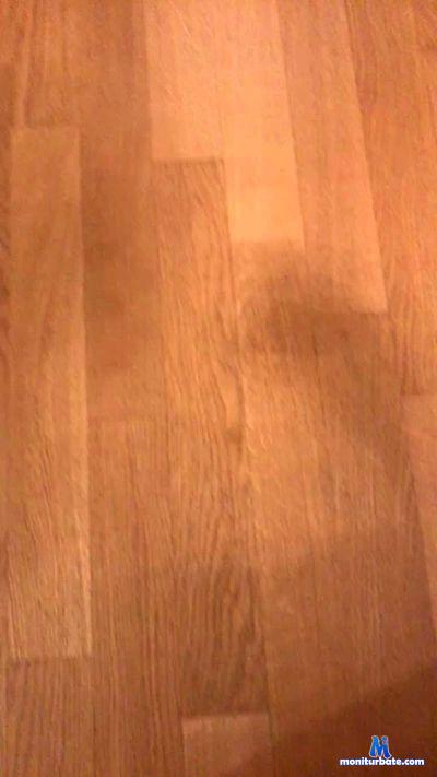 whiteangelxy cam4 bisexual performer from Swiss Confederation  