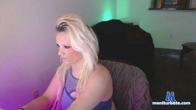 skyle33 cam4 straight performer from United States of America C2C feet amateur ass masturbation blowjob pussy 