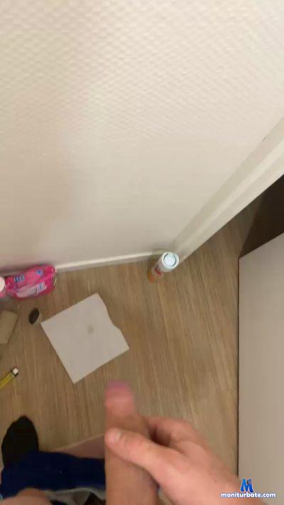 Emile202 cam4 straight performer from French Republic GrosseBite Jeunes amateur masturbation 