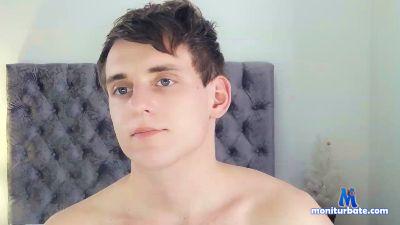 twobi63_fun cam4 bicurious performer from French Republic  