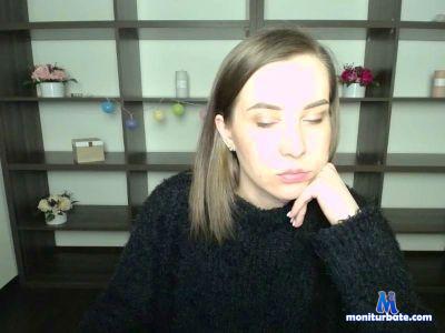 CarlyWes cam4 bicurious performer from Republic of Poland rollthedice 