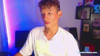 Adandubois cam4 gay performer from United States of America  