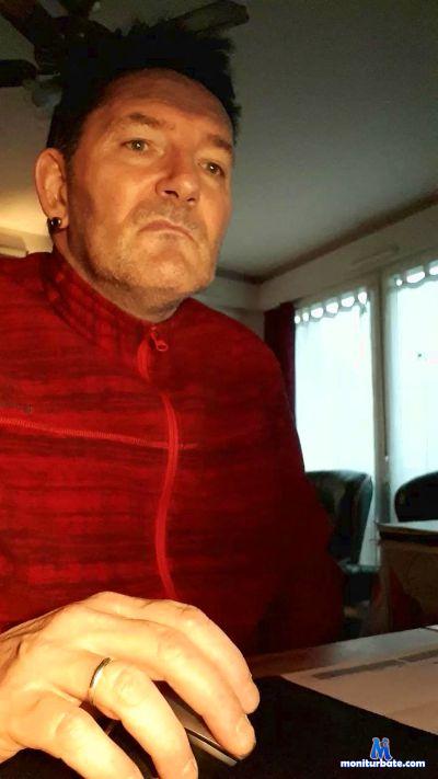 Amansexe cam4 straight performer from French Republic  