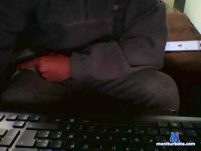 kisscool30 cam4 bicurious performer from French Republic  