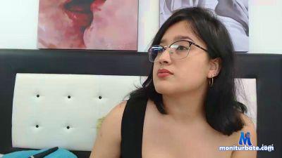 minkiafun cam4 bicurious performer from Republic of Italy  