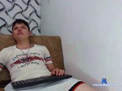 Vers_N_2U cam4 live cam performer profile