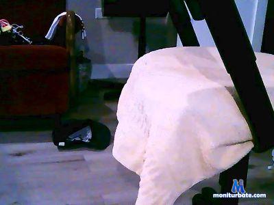 jackie_xkitten cam4 bicurious performer from United Kingdom of Great Britain & Northern Ireland tease seduce flirt horny kink dirtytalk piercin LiveTouch 