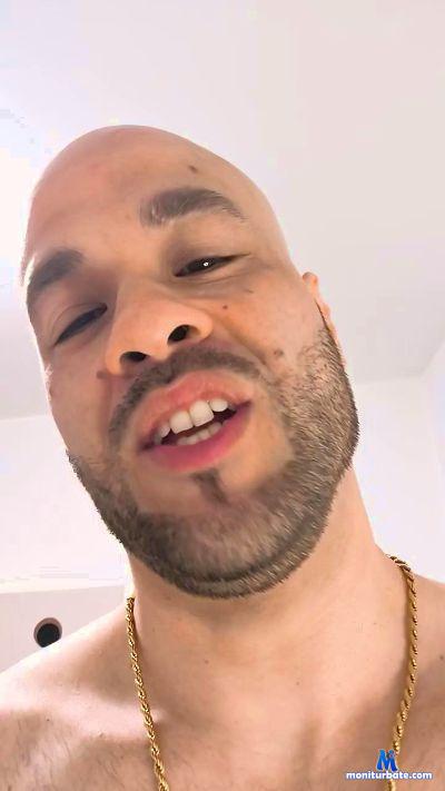 BANE_KYUBI cam4 bisexual performer from French Republic  