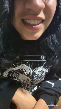 Raveninhamg cam4 live cam performer profile