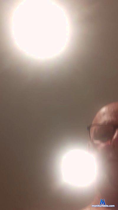 commerce1 cam4 bisexual performer from Commonwealth of Australia  