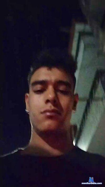 Al_Medellin cam4 gay performer from Republic of Colombia  