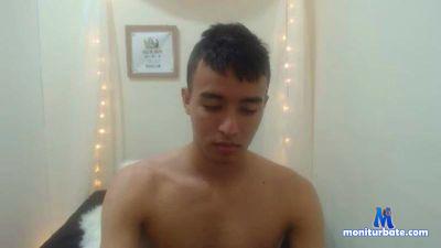 submiissive cam4 bisexual performer from United States of America  