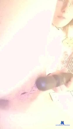 Uiiyly cam4 live cam performer profile