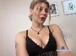 DarelleDewell cam4 livecam show performer room profile