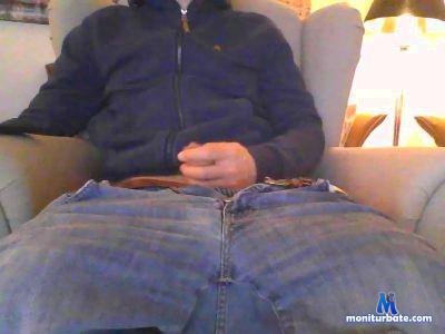 fryfry cam4 gay performer from Federal Republic of Germany rollthedice 
