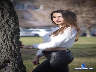 Sophia_Leone1 cam4 bisexual performer from Hungary  