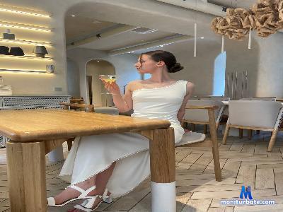 Just_happiness cam4 bisexual performer from Republic of Finland ass C2C armpits striptease cute spanking feet 