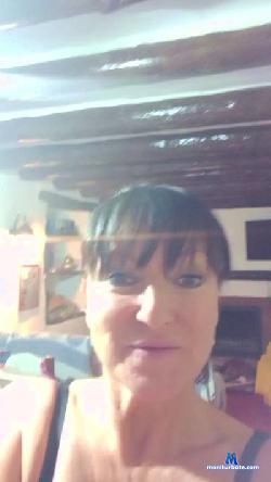 Moist_missy cam4 live cam performer profile