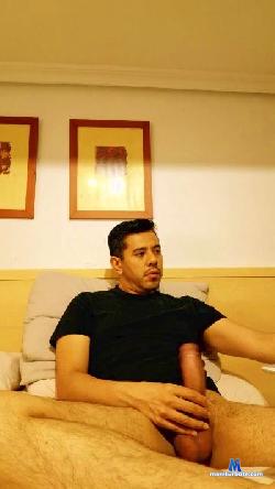 Guillermo897 cam4 live cam performer profile