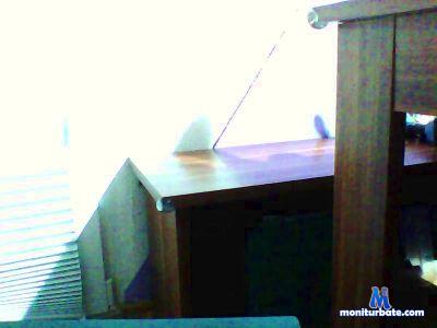 martinc2c99 cam4 bicurious performer from Federal Republic of Germany  