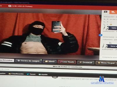 encapuchadoxxx cam4 bisexual performer from Argentine Republic  