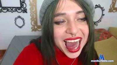 choWponeyxxx cam4 bisexual performer from French Republic  
