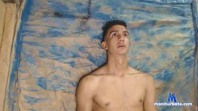 manuelito237 cam4 straight performer from Republic of Colombia  