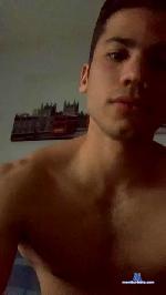 Andres18181818 cam4 livecam show performer room profile