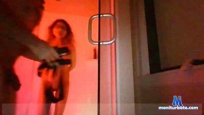 ScarletxxDesire cam4 bisexual performer from United States of America C2C femdom striptease amateur smoke Latina 