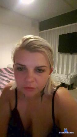 Dolly28X cam4 live cam performer profile