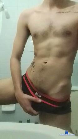 Tomito1602 cam4 live cam performer profile