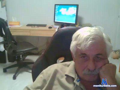 papafoxtrot1 cam4 bisexual performer from Commonwealth of Australia  
