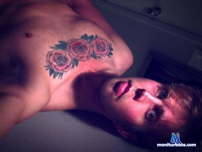 DickDangerfield cam4 bisexual performer from United States of America bdsm spanking ass blowjob cum masturbation smoke 