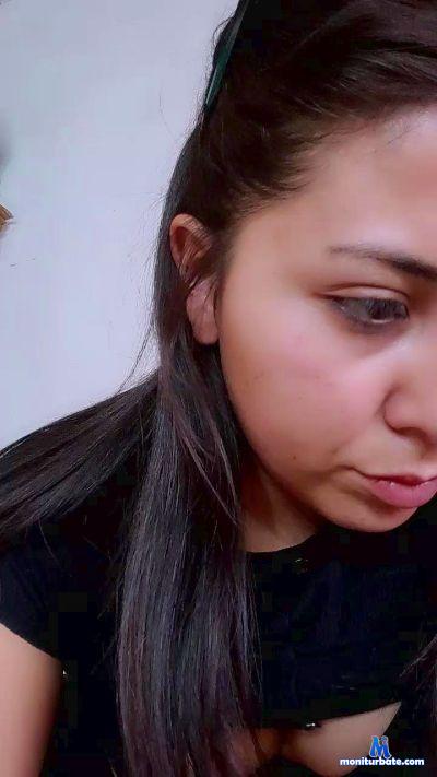 EMMACURVYHOT cam4 unknown performer from Argentine Republic  