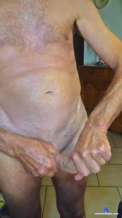 Jp83v cam4 bicurious performer from French Republic  