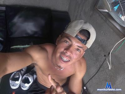 bryan_wellmar cam4 straight performer from United States of America squirt deepthroat masturbation anal amateur 