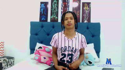 Liam_Foxs cam4 gay performer from Kingdom of Spain ass twerk latin passive rollthedice gay 