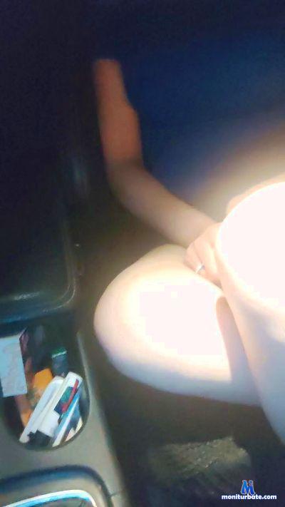 blonde183 cam4 bicurious performer from Republic of Italy  