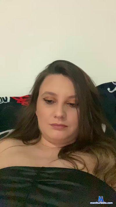 Jasmin2303 cam4 bisexual performer from United Kingdom of Great Britain & Northern Ireland  