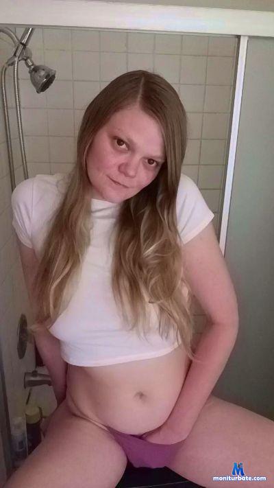 Wyldkat cam4 bisexual performer from United States of America  
