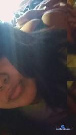 Larezz_ok cam4 livecam show performer room profile