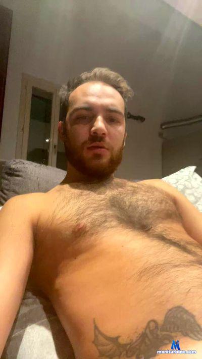 antoxxx88 cam4 straight performer from Republic of Italy  