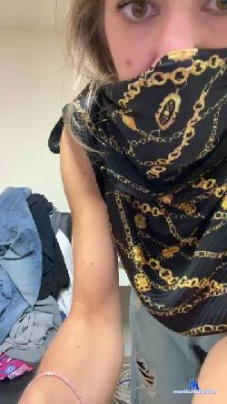 Couple69xxBi cam4 live cam performer profile