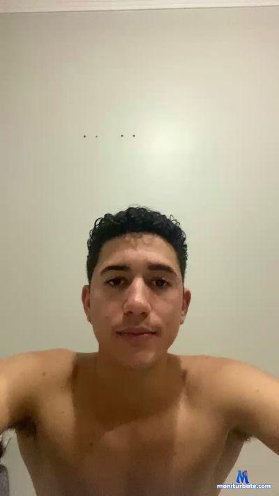 Jhojhn cam4 gay performer from Federative Republic of Brazil  