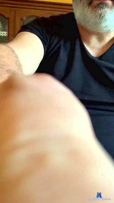 vazu76 cam4 gay performer from Republic of Italy  