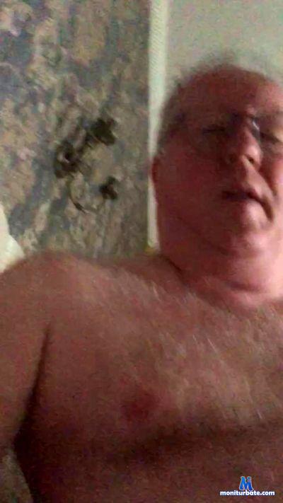 beech1 cam4 bisexual performer from United Kingdom of Great Britain & Northern Ireland  