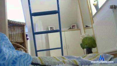 pollo51 cam4 bisexual performer from Federal Republic of Germany livetouch 