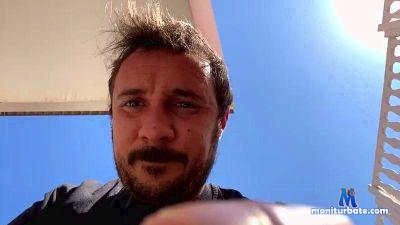 Johnyy888 cam4 straight performer from Republic of Italy  